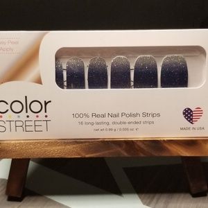 Arctic Evening Color Street Nail Polish
